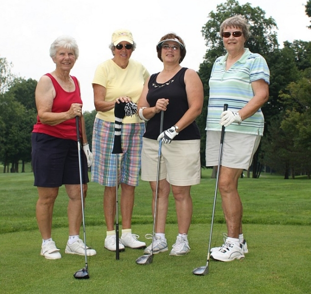 Golf09-Team-02A.jpg