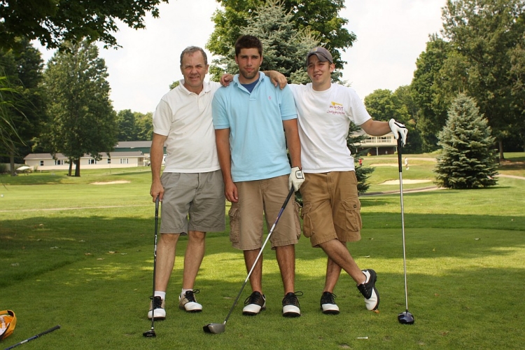 Golf09-Team-03A.jpg