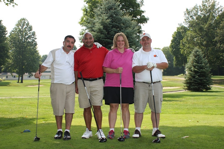 Golf09-Team-13B.jpg